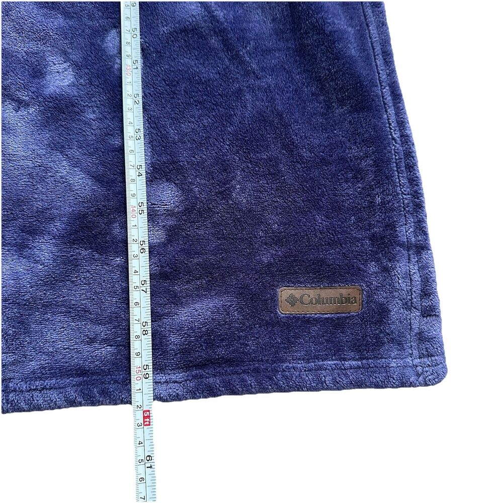 Columbia Super Soft Plush Throw Blanket Blue 50" x 60" Microfiber Fleece Relax - Picture 6 of 6